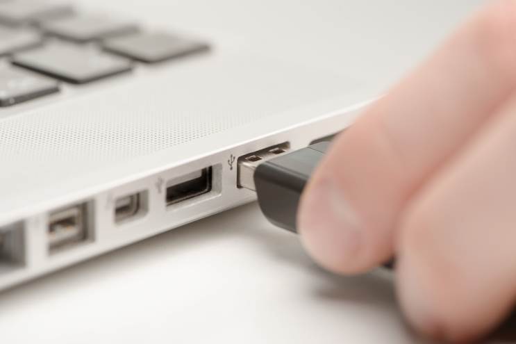 איך לבחור זיכרון נייד (USB)