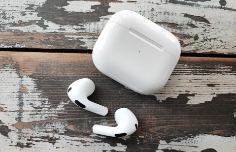 אוזניות Apple AirPods 3 with Lightning Charging Case MPNY3ZM/A True Wireless אפל