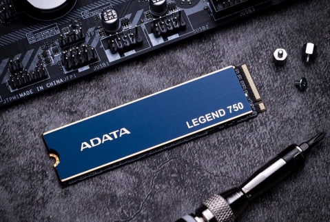 ADATA Legend 750: משאיר אבק ל-SATA