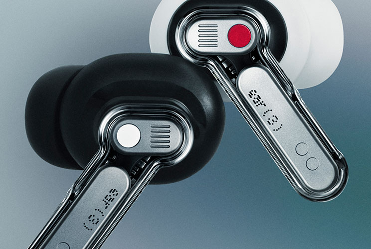 באג משיקה בישראל את האוזניות (Nothing Ear (3