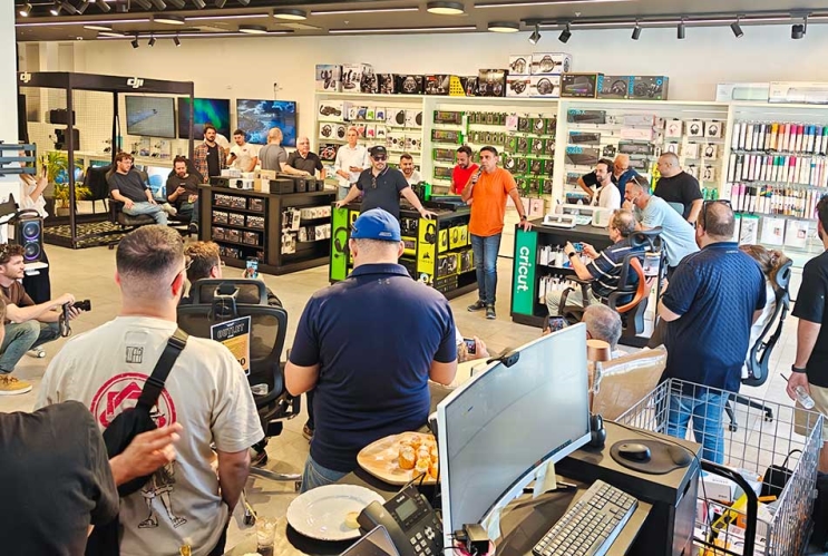 חנות דגל חדשה ליבואנית בנדא מגנטיק