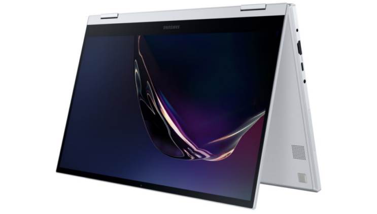 סמסונג חושפת טלוויזיית QLED 8K ללא שוליים ומוצרים נוספים