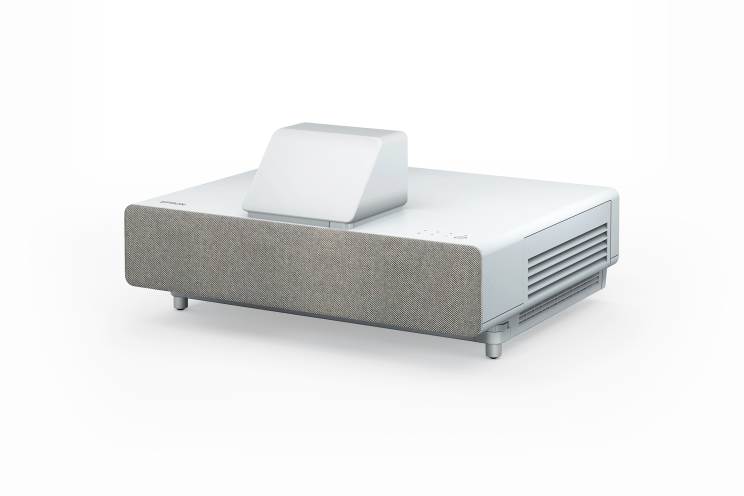 אפסון מכריזה על מקרני 4K בגודל של עד 500 אינץ'