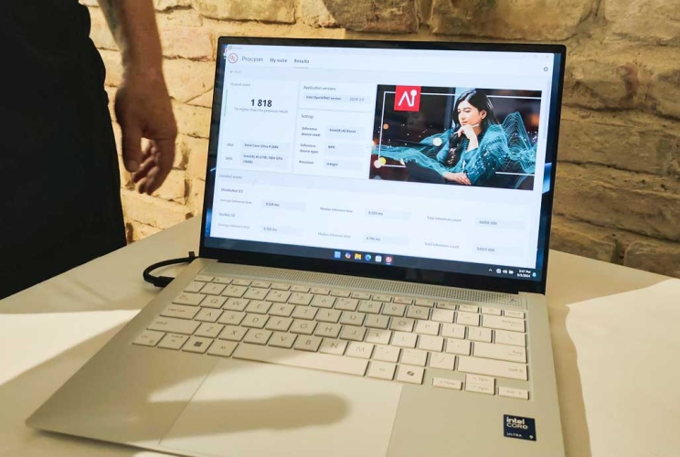 גיימינג על לפטופ משרדי? אינטל אומרת כן