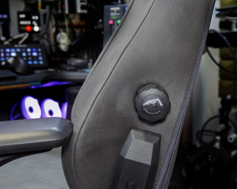 Corsair TC500 LUX: כסא יוקרתי עם בעיה בולטת