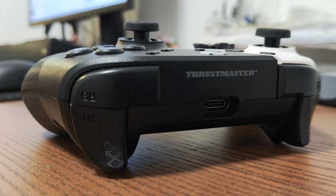 Thrustmaster HEART: בקר מוצלח, תוכנה בעייתית