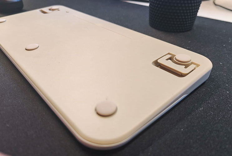 ASUS Marshmallow Keyboard KW100: מינימליזם תפעולי