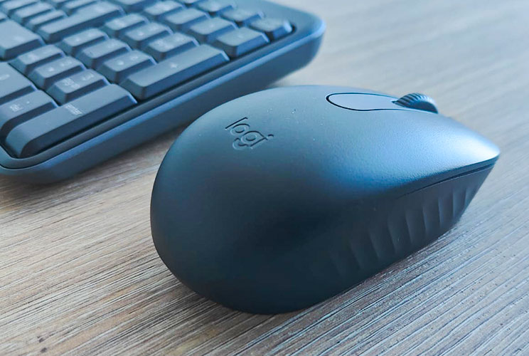 Logitech Compact MK250: סט פרקטי ומוגבל