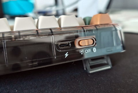 ASUS Jelly75 Keyboard: יפיפיה ונטולת תוכנה ASUS Jelly75 Keyboard: יפיפיה ונטולת תוכנה