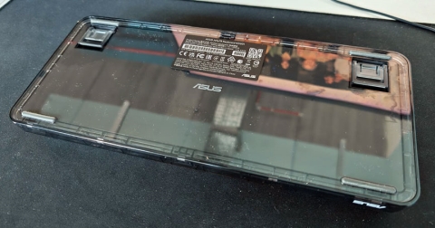 ASUS Jelly75 Keyboard: יפיפיה ונטולת תוכנה ASUS Jelly75 Keyboard: יפיפיה ונטולת תוכנה