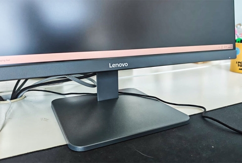 Lenovo LOQ 27Q-10: תמורה גבוהה, פשרות ברורות