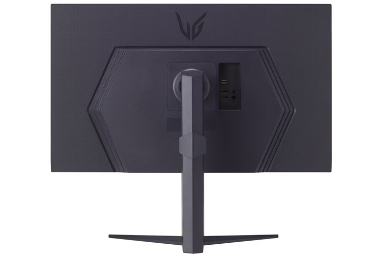 LG UltraGear 32GS75Q-B: חוויה גדולה