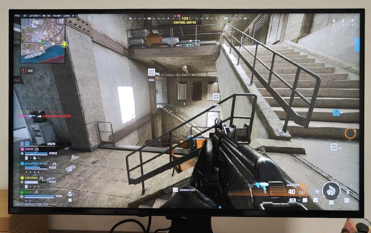 TCL 27R83U: המסך שסינוור אותנו