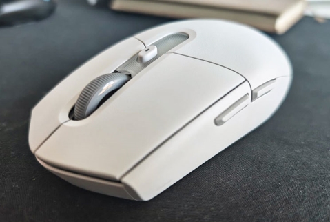 Logitech G305 X Superlight: אופי תחרותי במעטפת צנועה Logitech G305 X Superlight: אופי תחרותי במעטפת צנועה