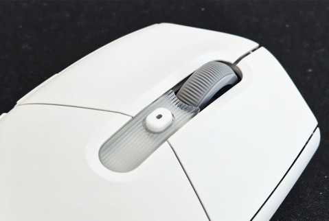 Logitech G305 X Superlight: אופי תחרותי במעטפת צנועה Logitech G305 X Superlight: אופי תחרותי במעטפת צנועה