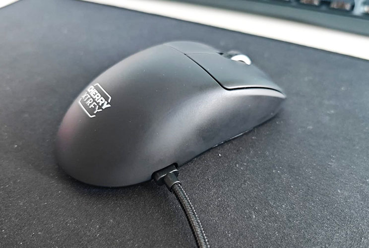 CHERRY XTRFY M68 PRO: בין נוחות לביצועים CHERRY XTRFY M68 PRO: בין נוחות לביצועים