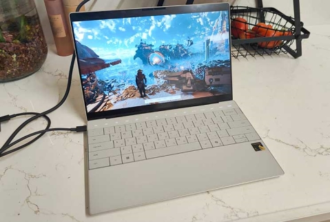 Dell XPS 13 9345: נייד AI עם סטייל