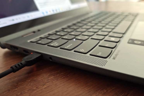 Lenovo IdeaPad 5 2-in-1: מוצלח עד שזה מגיע למסך