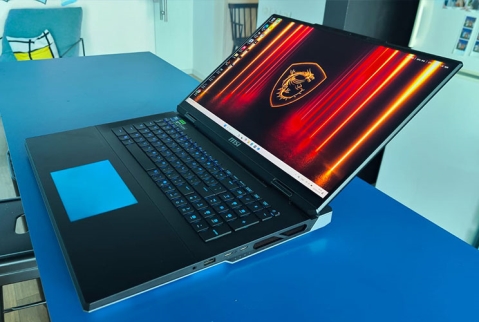 MSI Titan 18 HX AI: מפלצת גיימינג שזוללת אנרגיה