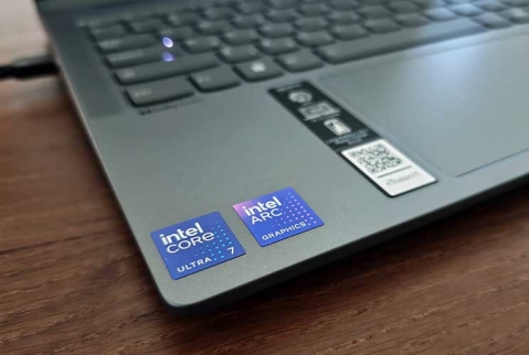 Lenovo IdeaPad 5 2-in-1: מוצלח עד שזה מגיע למסך