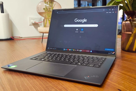 טוב אבל לא בולט בנוף:Lenovo ThinkPad X9-15 Aura Edition