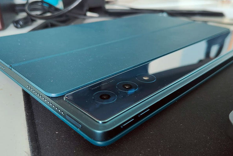 Lenovo Yoga Tab Plus TB520FU: יעיל כמו לפטופ, נוח כמו טאבלט