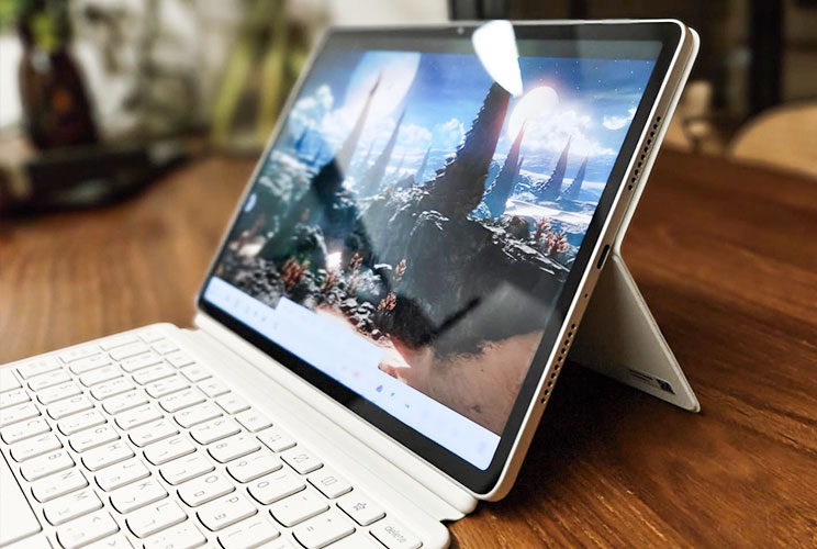 Lenovo Yoga Tab TB710FU: הרבה יותר מטאבלט