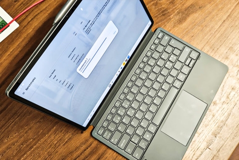 Lenovo Idea Tab Pro Gen 2 TB390FU: כמו לפטופ, רק בלי המשקל Lenovo Idea Tab Pro Gen 2 TB390FU: כמו לפטופ, רק בלי המשקל