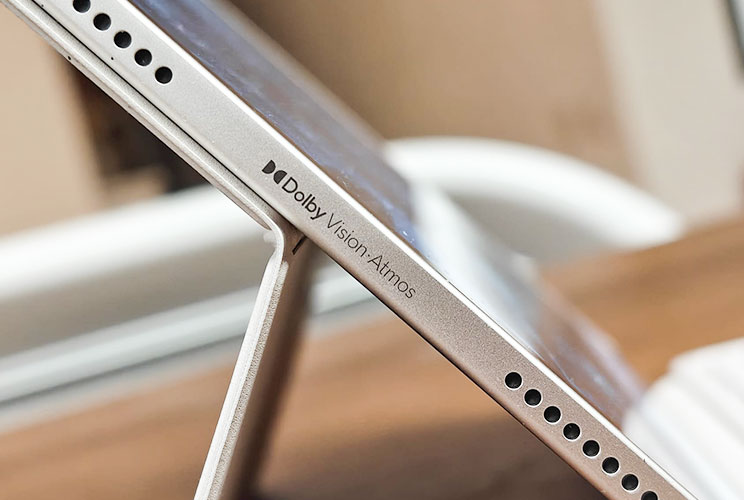 Lenovo Yoga Tab TB710FU: הרבה יותר מטאבלט