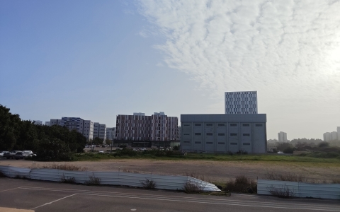 Lenovo Yoga Tab TB710FU: הרבה יותר מטאבלט Lenovo Yoga Tab TB710FU: הרבה יותר מטאבלט