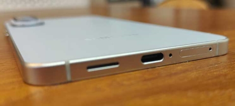 Galaxy S25 Edge: צעד קדימה - ואחורה