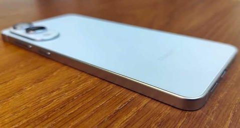 Galaxy S25 Edge: צעד קדימה - ואחורה