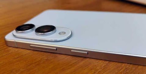 Galaxy S25 Edge: צעד קדימה - ואחורה