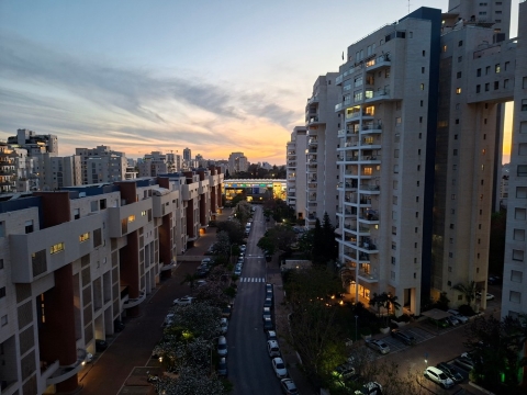 Samsung Galaxy A56 5G: כמעט לא מרגיש ביניים