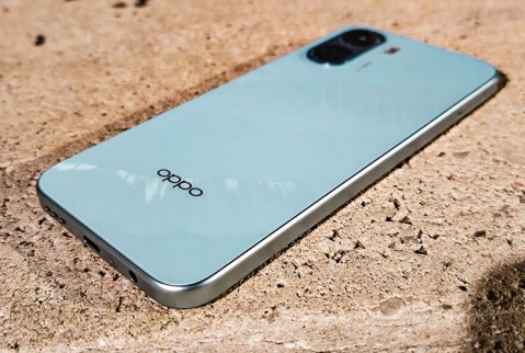 OPPO A6x: לא מיועד לעבודה קשה