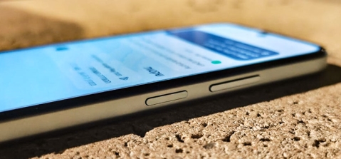 OPPO A6x: לא מיועד לעבודה קשה