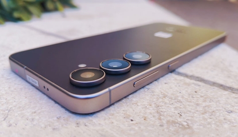 Samsung Galaxy S25 FE: רף גבוה לקטגוריית הביניים