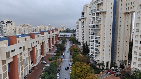 OnePlus 15R: מכשיר דגל במחיר ביניים