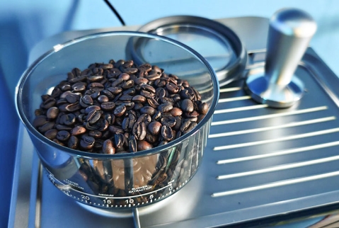 Polti Coffea G50S: הסבלנות משתלמת Polti Coffea G50S: הסבלנות משתלמת