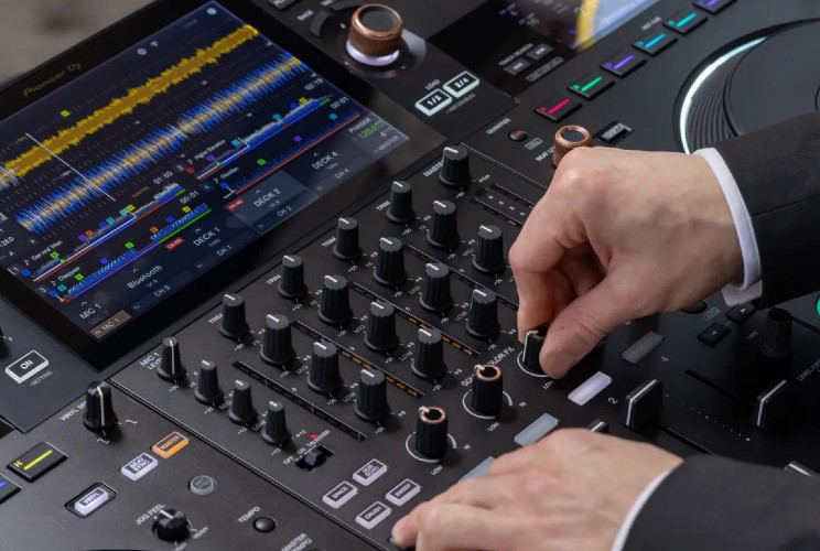 פיוניר מחדשת עם הקונטרולר OPUS-QUAD פיוניר מחדשת עם הקונטרולר OPUS-QUAD