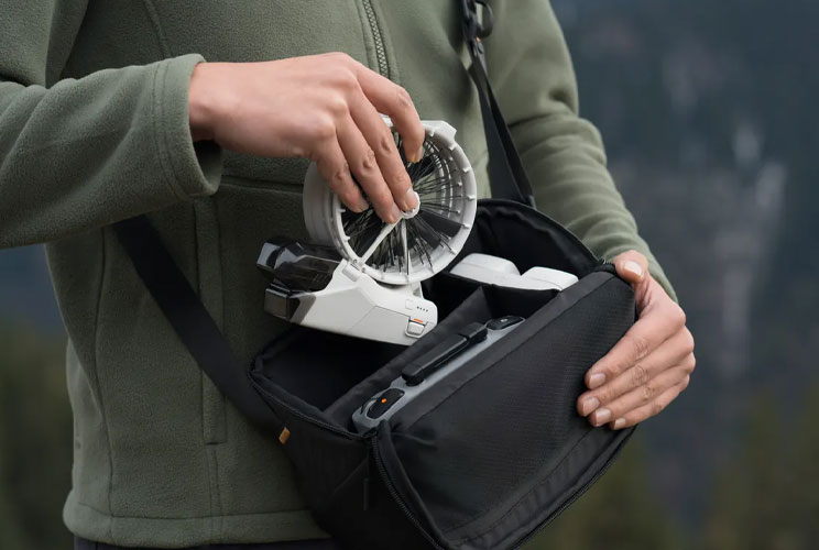 DJI משיקה רחפן ולוגים קומפקטי