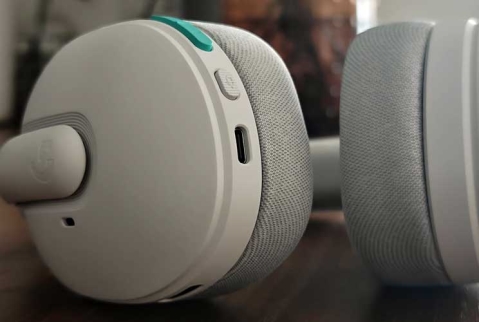 Logitech G325 LIGHTSPEED: עדיפות לגיימינג, פחות מדיה