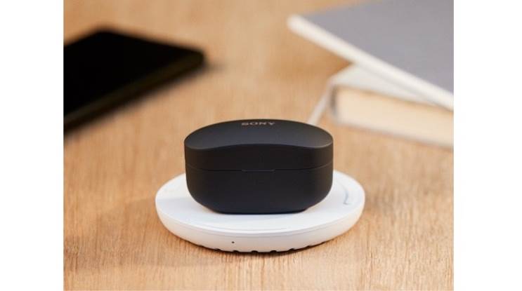 סוני מציגה את האוזניות נטולות החוטים WF-1000XM4