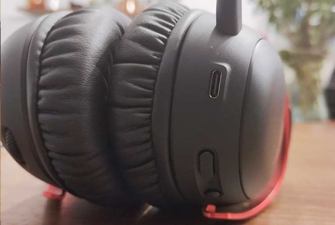 HyperX Cloud III Wireless: המרחביות שגנבה את ההצגה