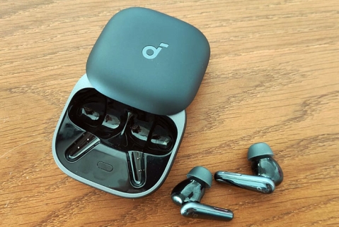 ANKER soundcore Liberty 5: סאונד מאוזן, לא לריצה