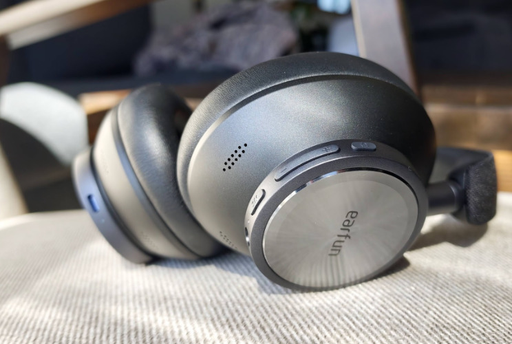 EarFun Wave Pro X: ביטול רעשים של הגדולים EarFun Wave Pro X: ביטול רעשים של הגדולים