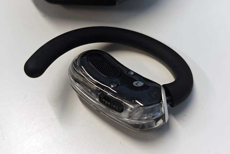 Anker soundcore V40i: תמורה נהדרת לאצנים Anker soundcore V40i: תמורה נהדרת לאצנים