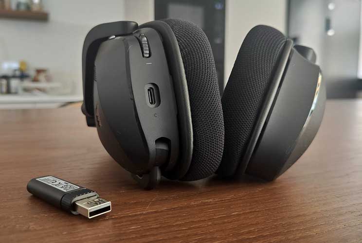 Corsair VOID WIRELESS v2: סאונד מרחבי בלי להתאמץ Corsair VOID WIRELESS v2: סאונד מרחבי בלי להתאמץ