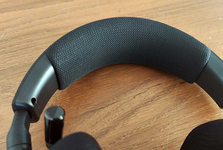 Corsair VOID WIRELESS v2: סאונד מרחבי בלי להתאמץ Corsair VOID WIRELESS v2: סאונד מרחבי בלי להתאמץ