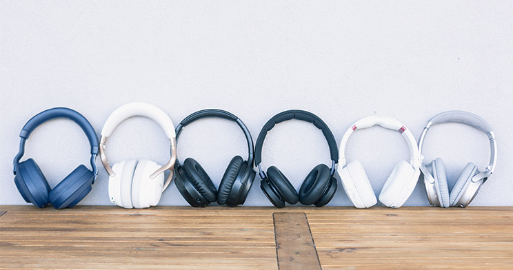 בדקנו: 6 אוזניות Over Ear עם ביטול רעשים אקטיבי